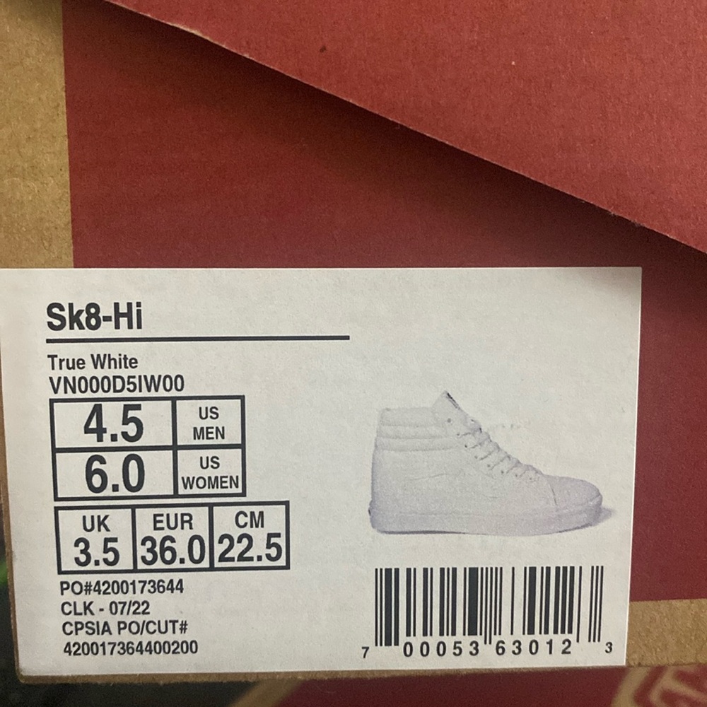 Sk8-Hi Vans